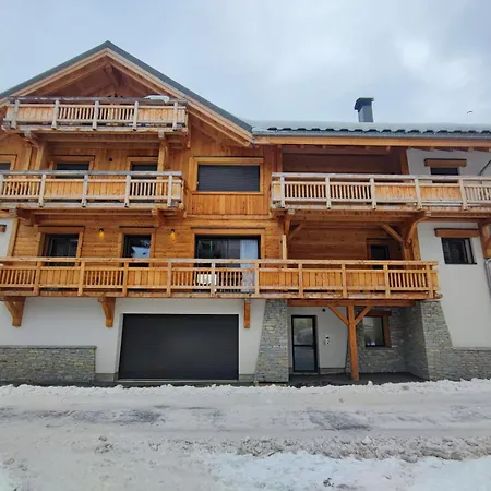 Red Mount - Esprit Au Pied Des Pistes Apartment